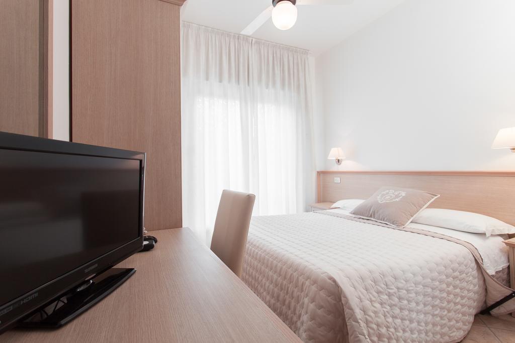 B&B Airone Cervia - Camere E Appartamenti Dış mekan fotoğraf