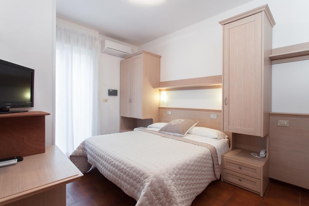 B&B Airone Cervia - Camere E Appartamenti Dış mekan fotoğraf