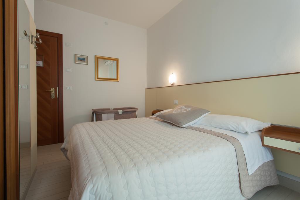 B&B Airone Cervia - Camere E Appartamenti Dış mekan fotoğraf