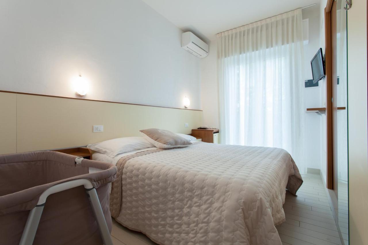 B&B Airone Cervia - Camere E Appartamenti Dış mekan fotoğraf